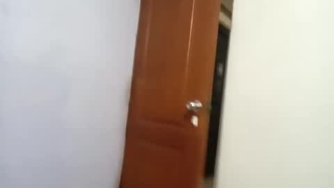 Snapshot of charleshache chatting on February 21, 1:33 am Charles online show from February 21, 1:33 am