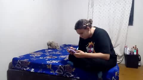 Snapshot of charleshache chatting on February 28, 6:43 am Charles online show from February 28, 6:43 am