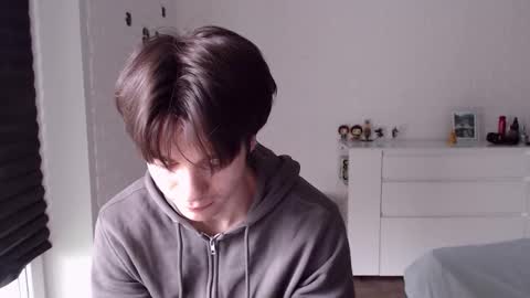 Snapshot of charleshanson69 chatting on September 27, 10:20 am charleshanson69 online show from September 27, 10:20 am