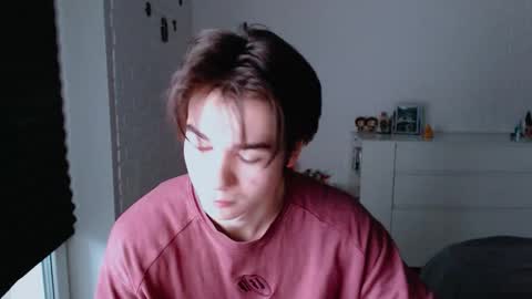 Snapshot of charleshanson69 chatting on October 12, 11:20 am charleshanson69 online show from October 12, 11:20 am