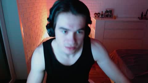 Snapshot of charleshanson69 chatting on November 2, 4:31 pm charleshanson69 online show from November 2, 4:31 pm