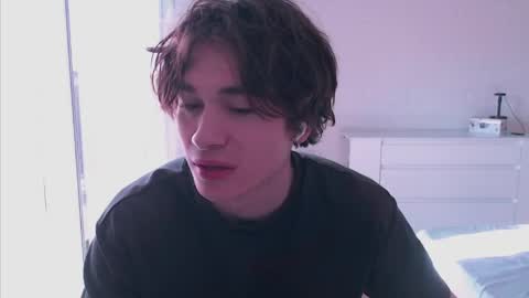charleshanson69 online show from May 2, 1:27 pm