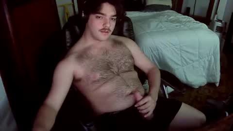 Snapshot of charlie7125 chatting on March 20, 6:51 am charlie7125 online show from March 20, 6:51 am