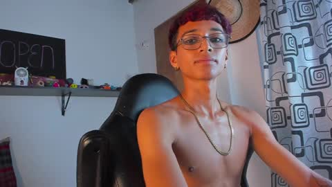 Charles Russo online show from December 5, 11:05 am