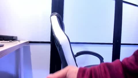 charliehart_ online show from September 19, 4:03 am