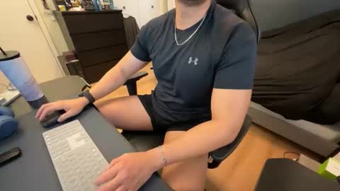 charliekkw online show from February 6, 7:39 pm