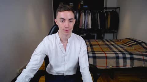 carlos reyes online show from February 27, 11:10 am