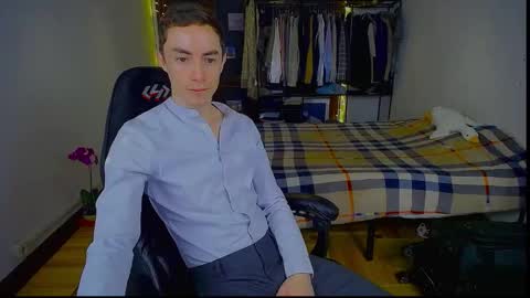 carlos reyes online show from January 9, 8:50 am