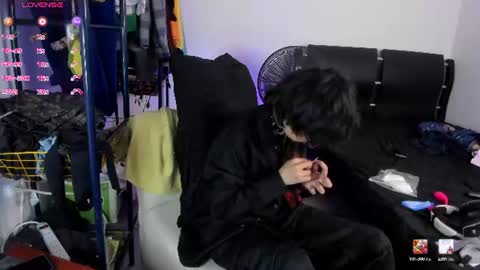 Snapshot of charlietaylorr__ chatting on July 29, 4:32 am Charlie online show from July 29, 4:32 am