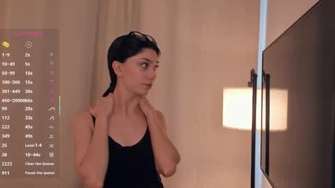 Yumi online show from January 17, 11:15 am