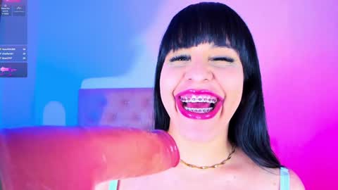 Snapshot of charlootteevans chatting on January 19, 6:42 am Charloott Evans online show from January 19, 6:42 am