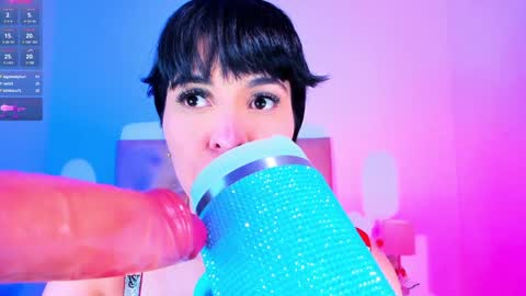 Snapshot of charlootteevans chatting on January 22, 7:14 am Charloott Evans online show from January 22, 7:14 am