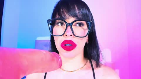 Snapshot of charlootteevans chatting on February 9, 2:17 am Charloott Evans online show from February 9, 2:17 am