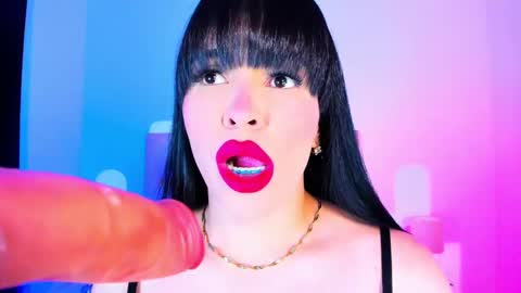 Snapshot of charlootteevans chatting on February 11, 2:03 am Charloott Evans online show from February 11, 2:03 am