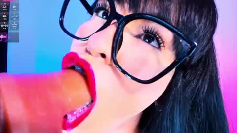 Snapshot of charlootteevans chatting on March 1, 11:15 pm Charloott Evans online show from March 1, 11:15 pm