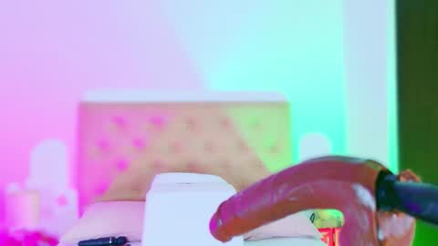 Charloott Evans online show from March 13, 4:41 am