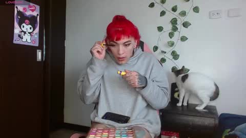 Snapshot of charlotbelucci_ chatting on March 28, 11:54 am Ale punky online show from March 28, 11:54 am