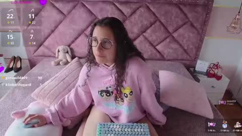 You honey online show from February 21, 7:21 pm