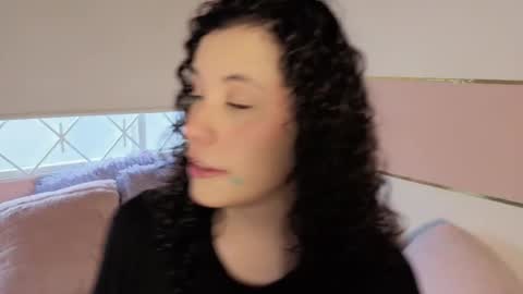 Snapshot of charlote__miller chatting on October 7, 11:40 am You honey online show from October 7, 11:40 am