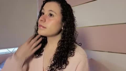 Snapshot of charlote__miller chatting on October 25, 11:40 am You honey online show from October 25, 11:40 am