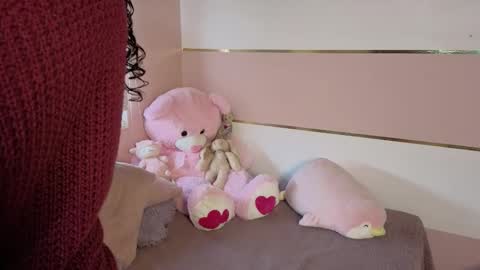 Snapshot of charlote__miller chatting on October 26, 11:38 am You honey online show from October 26, 11:38 am