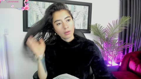 Charlote online show from January 12, 11:39 am