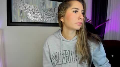 Snapshot of charlote_horny chatting on October 20, 12:49 pm Charlote online show from October 20, 12:49 pm