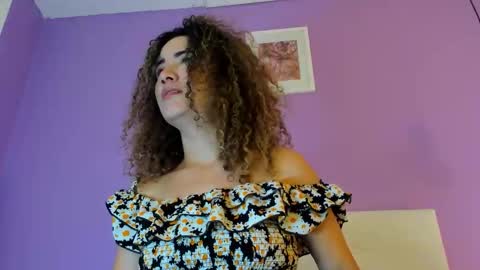 Snapshot of charlotte1117 chatting on October 3, 4:04 pm Char 3 online show from October 3, 4:04 pm