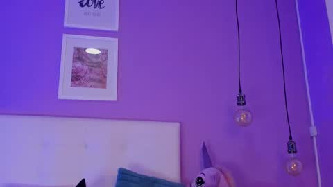 Char 3 online show from February 25, 2:48 pm