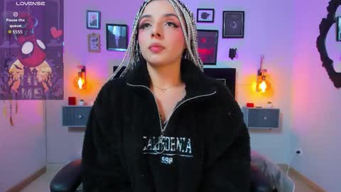 Charlotte online show from November 10, 4:22 am