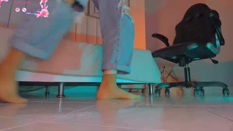 Snapshot of charlotte__grey chatting on February 14, 8:16 pm charlotte grey online show from February 14, 8:16 pm