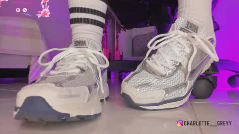 Snapshot of charlotte__grey chatting on March 2, 7:43 pm charlotte grey online show from March 2, 7:43 pm