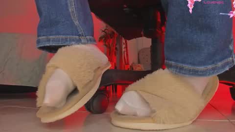 Snapshot of charlotte__grey chatting on March 19, 8:13 pm charlotte grey online show from March 19, 8:13 pm