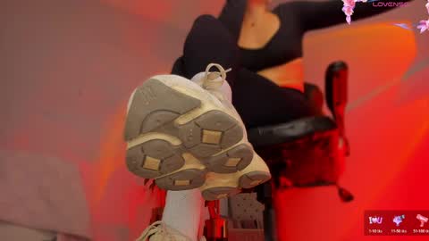 Snapshot of charlotte__grey chatting on March 27, 8:19 pm charlotte grey online show from March 27, 8:19 pm