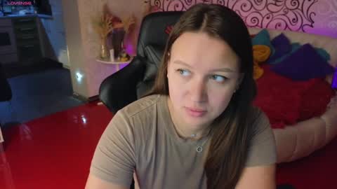 Snapshot of charlotte_ekman chatting on December 31, 2:08 am Charlotte online show from December 31, 2:08 am