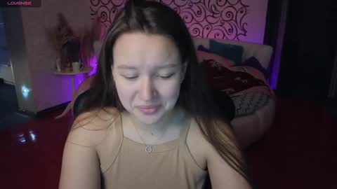 Snapshot of charlotte_ekman chatting on February 14, 12:09 am Charlotte online show from February 14, 12:09 am