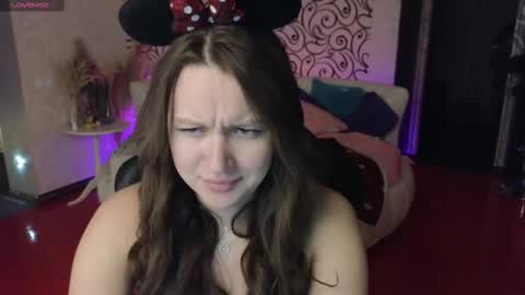 Snapshot of charlotte_ekman chatting on February 16, 1:05 pm Charlotte online show from February 16, 1:05 pm