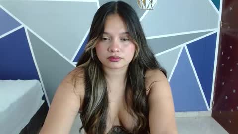 Snapshot of charlotte_greyx chatting on October 2, 5:42 pm Charlotte online show from October 2, 5:42 pm