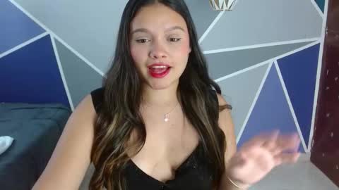 Snapshot of charlotte_greyx chatting on October 15, 5:46 pm Charlotte online show from October 15, 5:46 pm