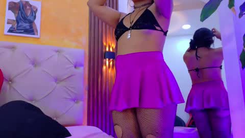 charlotte_harper_ online show from April 9, 2:11 pm