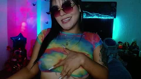 Snapshot of charlotte_hot13 chatting on October 20, 8:04 am charlotte online show from October 20, 8:04 am