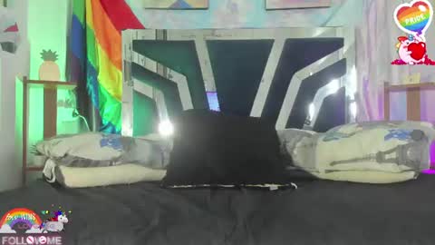 Snapshot of charlotte_landry__ chatting on June 17, 2:51 pm CHARLOTTELANDRY online show from June 17, 2:51 pm