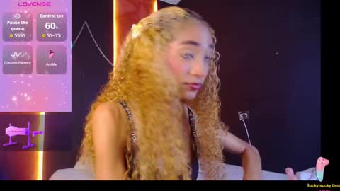 Snapshot of charlotte_love10 chatting on September 21, 7:59 pm CHARLOTTE online show from September 21, 7:59 pm