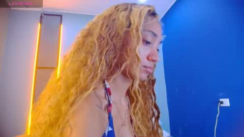 Snapshot of charlotte_love10 chatting on October 30, 11:55 am CHARLOTTE online show from October 30, 11:55 am