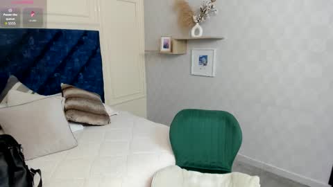 Charlotte Mayers online show from February 19, 11:28 am