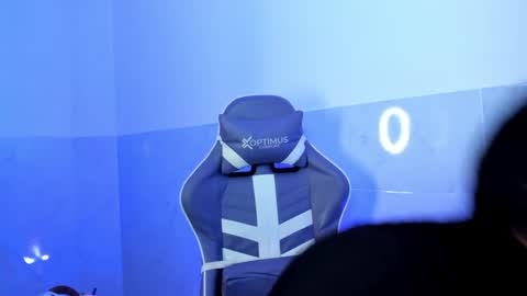 Charlotte online show from April 12, 2:05 am