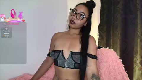 charlotte_princess_1 online show from March 18, 9:01 am