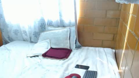 Snapshot of charlotte_temple chatting on March 3, 1:39 pm Charlotte online show from March 3, 1:39 pm