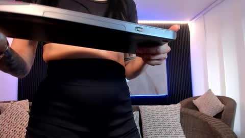 Snapshot of charlotte_whitee1 chatting on September 19, 11:44 am Charlotte Everyday From 0700 to 1300 Col Time online show from September 19, 11:44 am