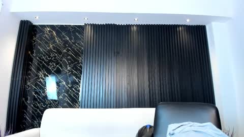 Snapshot of charlotte_whitee1 chatting on October 18, 12:17 pm Charlotte Everyday From 0700 to 1300 Col Time online show from October 18, 12:17 pm